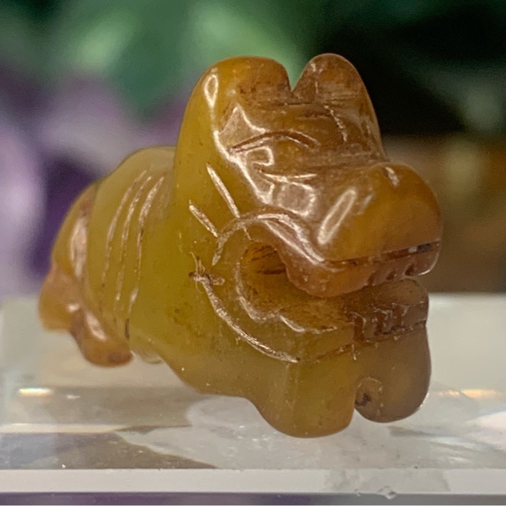 Hand Carved Jade Chinese Zodiac Tiger Drilled Animal Bead Stone Figurine 20th C. - Picture 6 of 15
